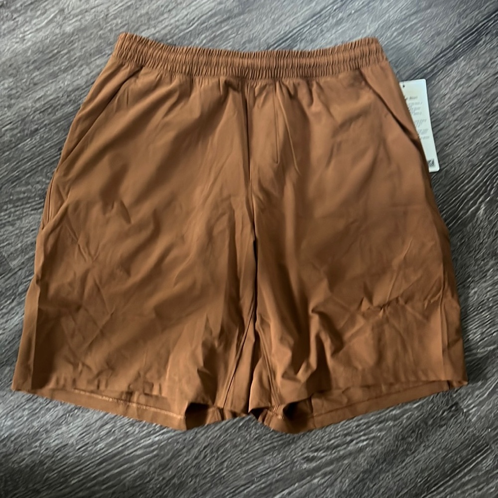 NWT Lululemon pace breaker 9” men’s size L *Rare Color